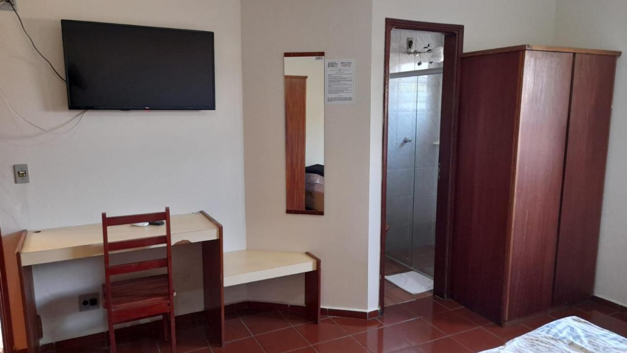 Hotel Italia 阿拉瓜里 外观 照片